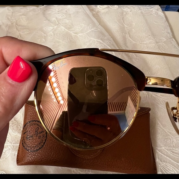 ☀️☀️Rayban like new sunglasses - Picture 6 of 10